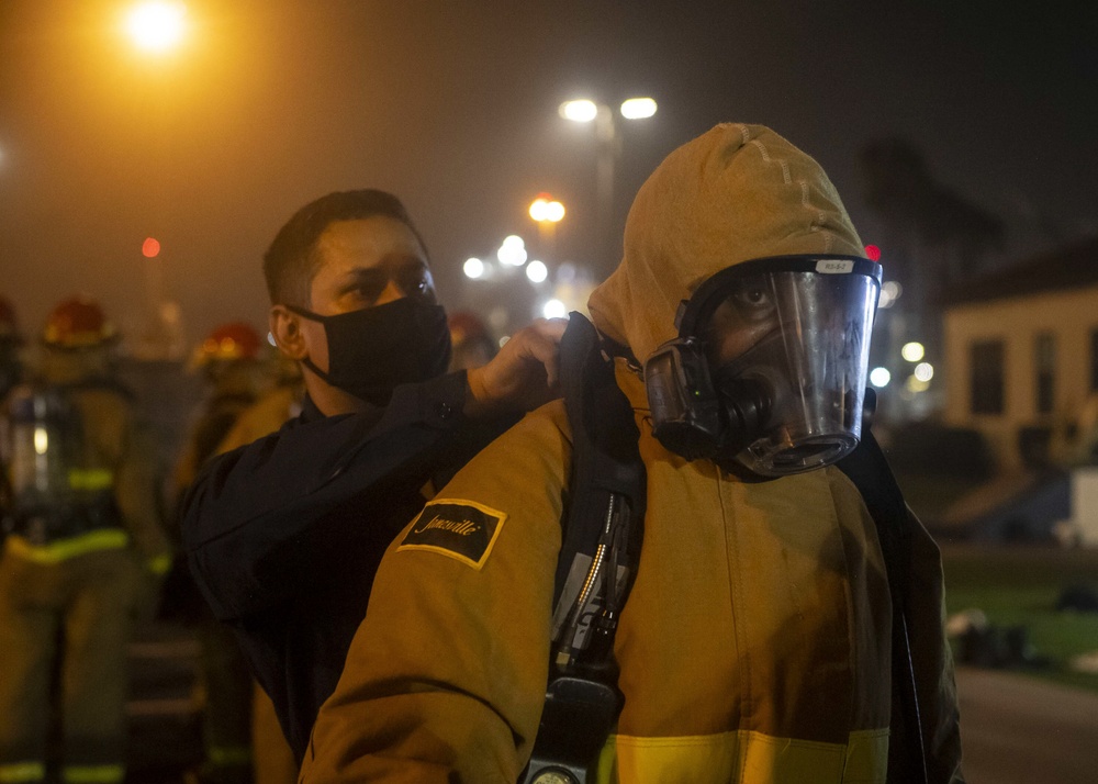 USS Bonhomme Richard (LHD 6) Fire