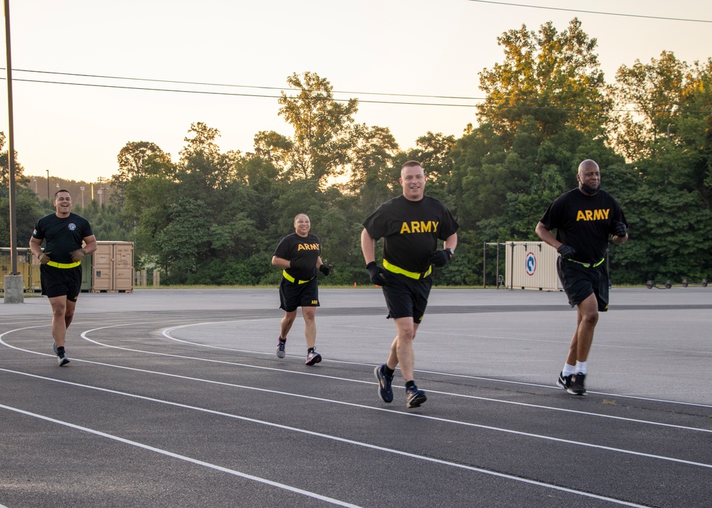 DVIDS - Images - CSM Small ACFT Training Session [Image 2 of 6]