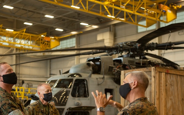 Maj. Gen. Edward Banta visits Camp Lejeune, New River