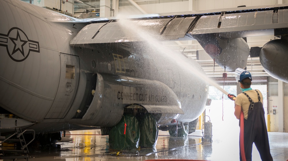 103rd maintainers keep C-130s clean and ready