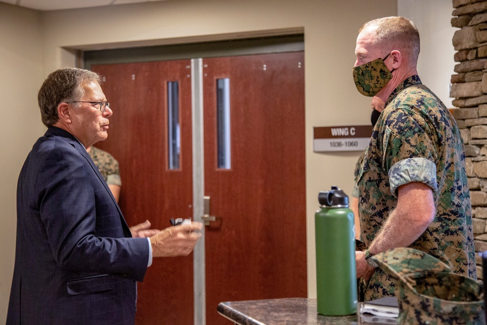 Navy and Marine Corps leaders visit MCB Camp Lejeune