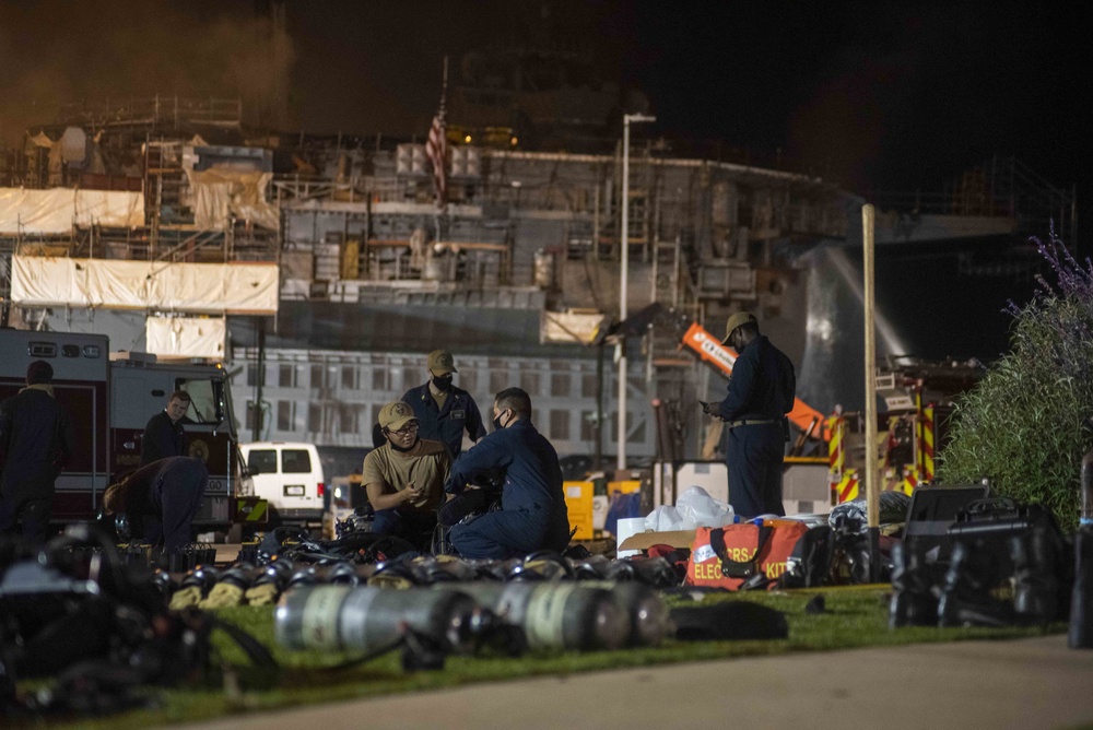 USS Bonhomme Richard (LHD 6) Fire