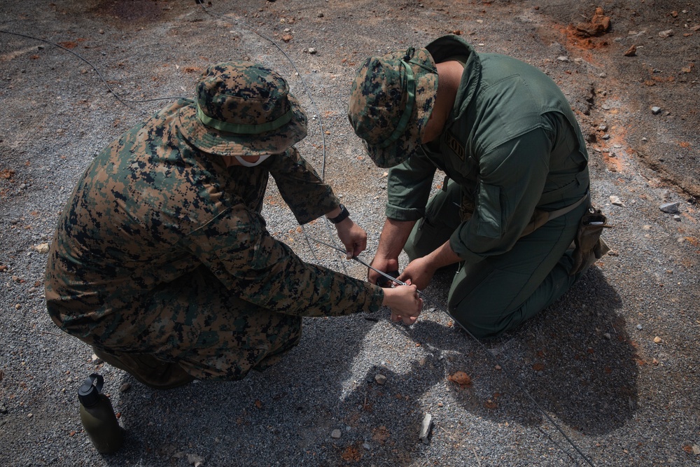 CLB 31, 31st MEU detonates explosive ordinance