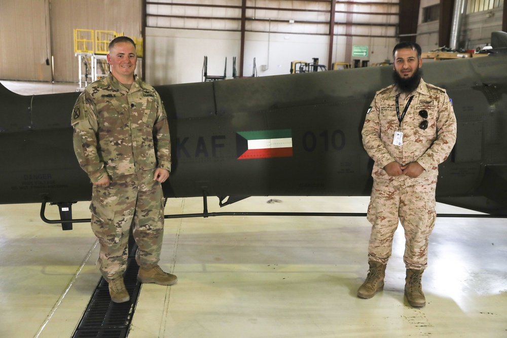 U.S. Army Meets with Kuwait Air Force