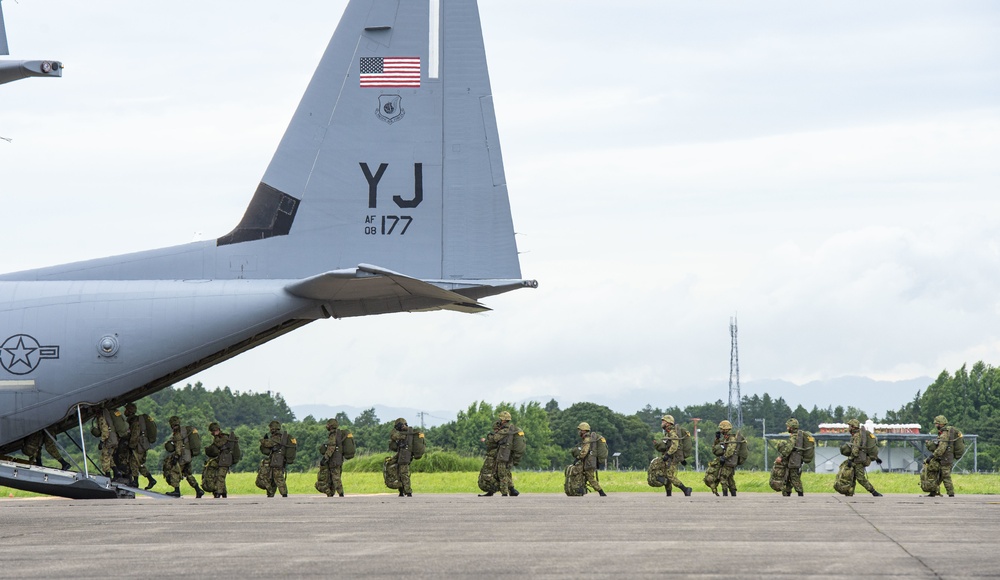Green light, Go: JGSDF conduct jump training from Yokota C-130's
