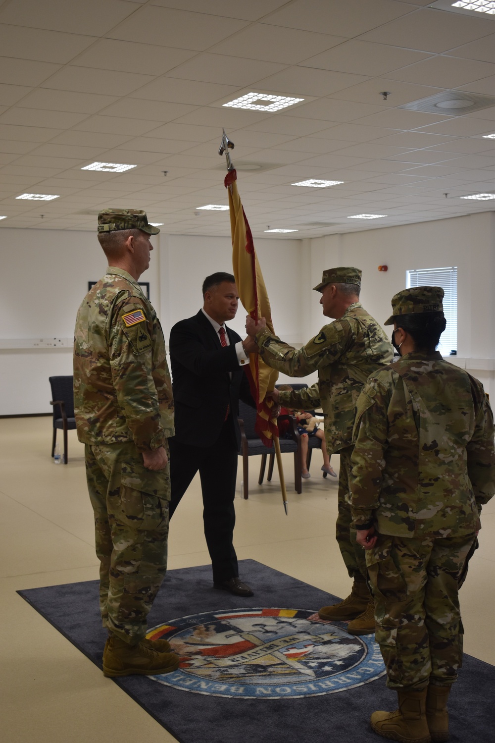 Passing of the USAG Benelux colors