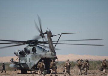 CH-53E External Lift Summer Fury 20