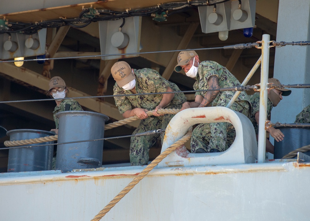 USS Oak Hill Return to Homeport