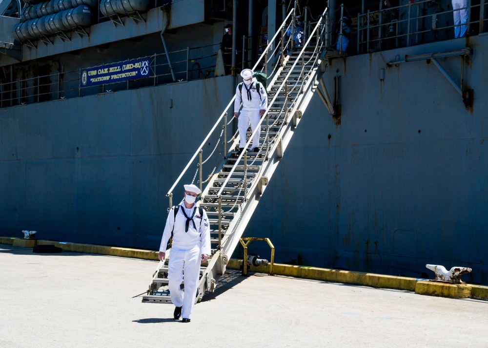 USS Oak Hill Return to Homeport