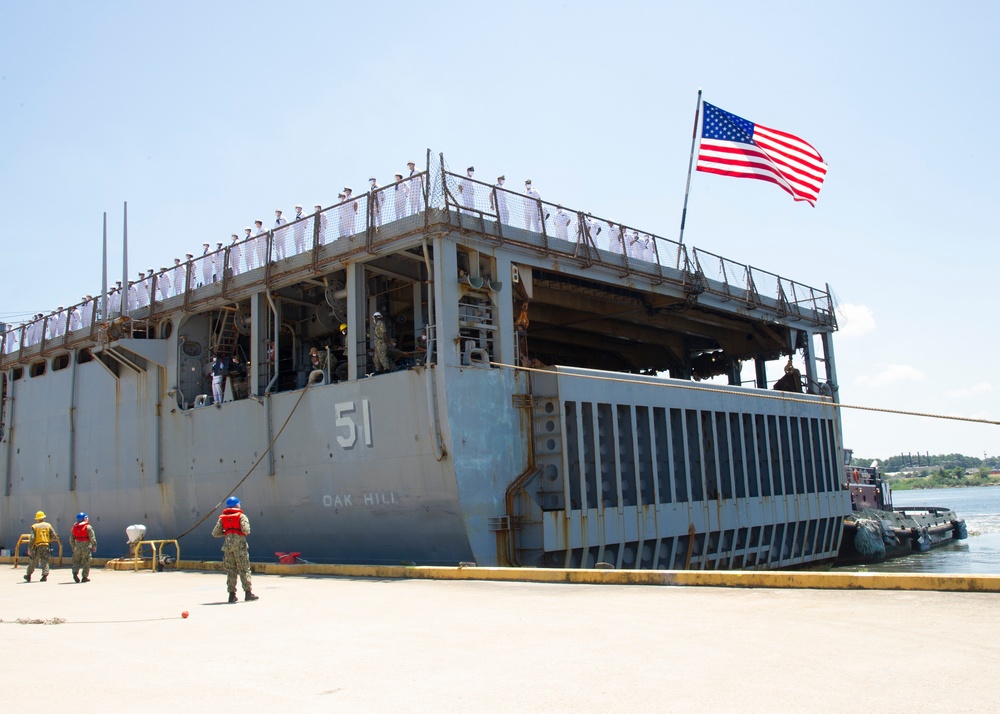 USS Oak Hill Return to Homeport