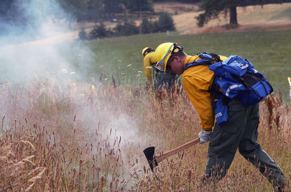 Oregon National Guard wildland firefighter training