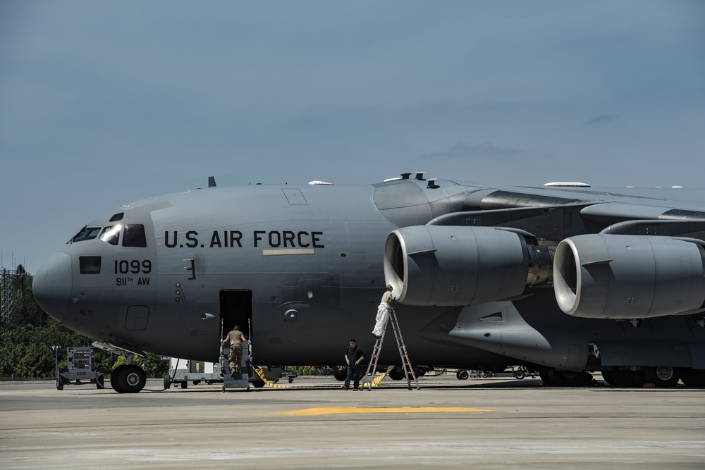 DVIDS - Images - Aircraft inspection [Image 1 of 2]