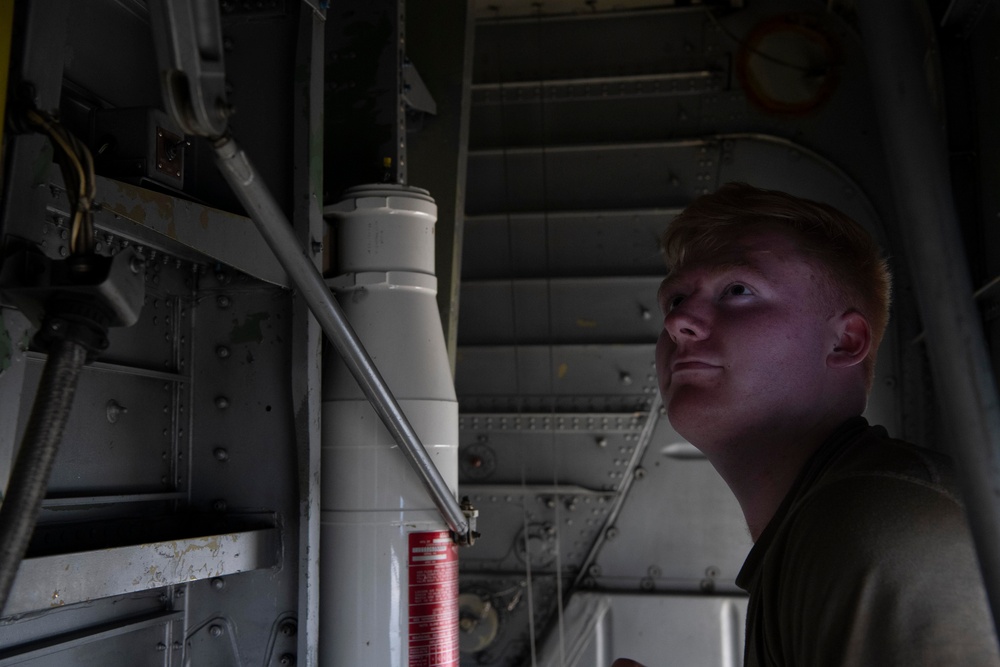 Dyess, Little Rock conduct largest formation flight in C-130J history