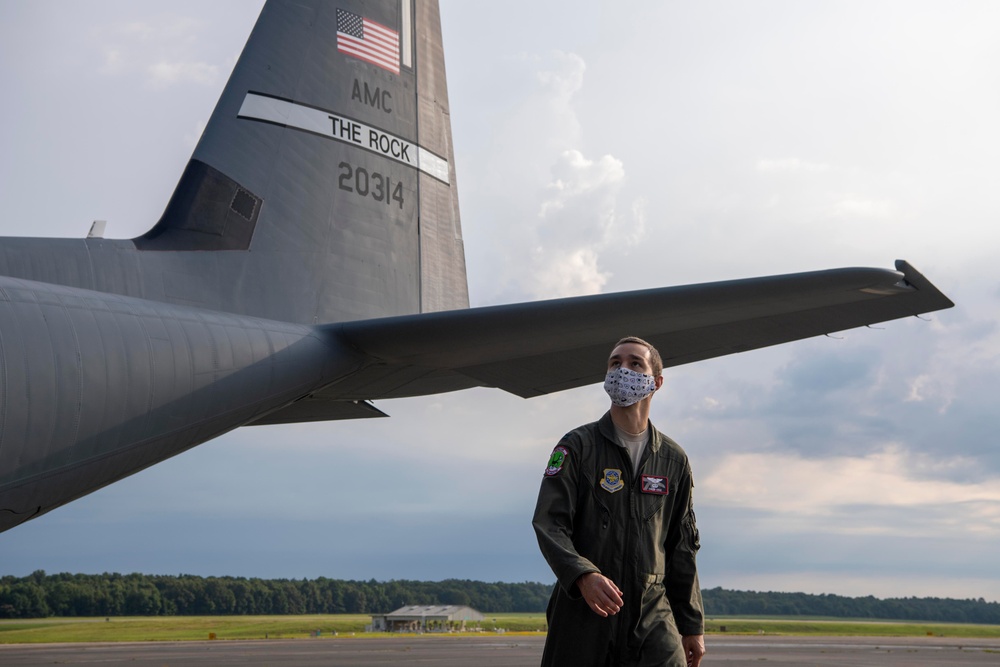 Dyess, Little Rock conduct largest formation flight in C-130J history