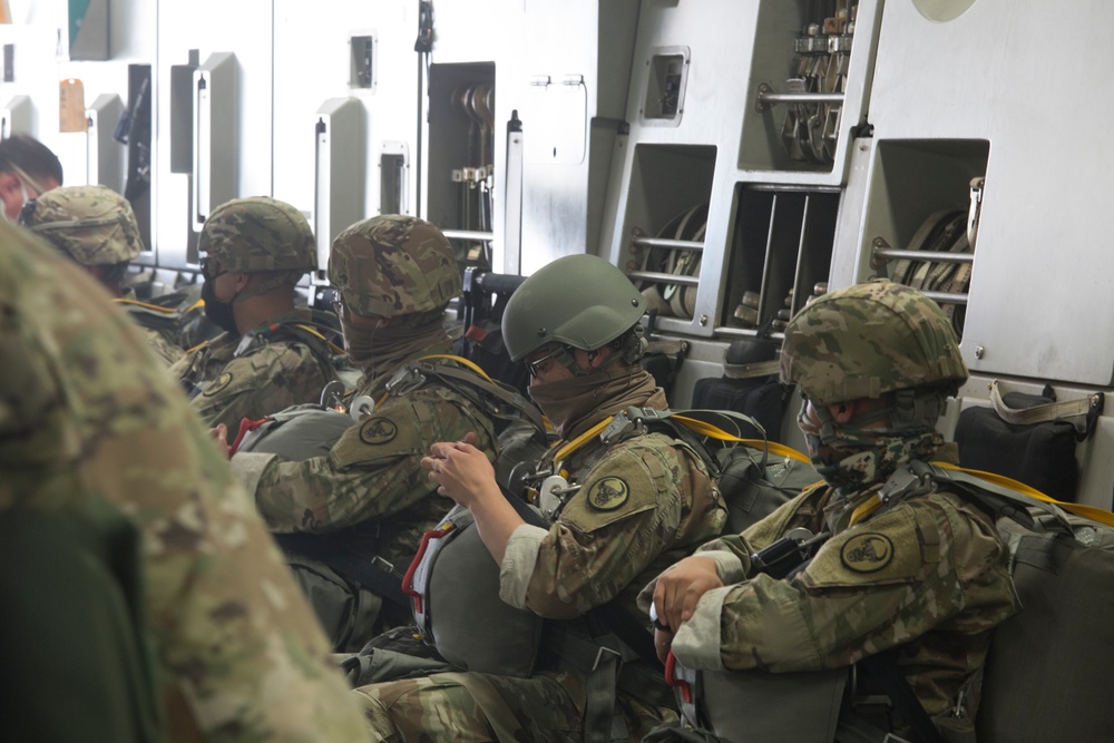 446 AW, Army participate in joint training exercise