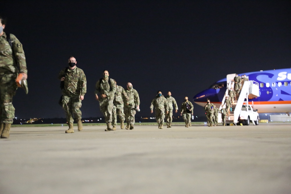 Medical Task Force Soldiers arrive in Texas from Fort Bragg to support COVID-19 operations