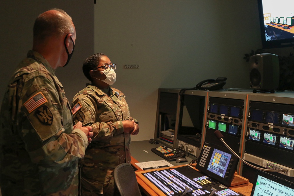 Brig. Gen. Jerry Martin tours the Army National Guard Safety Support Center and awards Soldiers for their success in the FY20 National Guard Innovation Competition