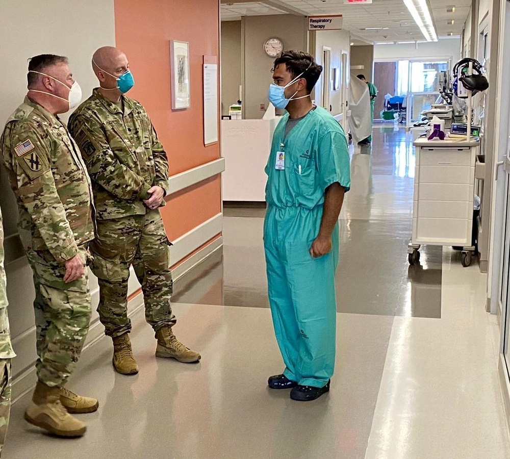 Leaders visit Soldiers supporting medical staff at University Hospital in San Antonio