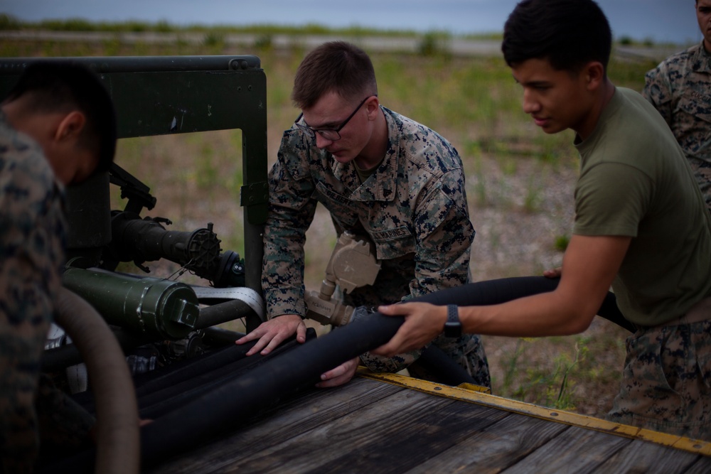 15th MEU Marines set up a FARP