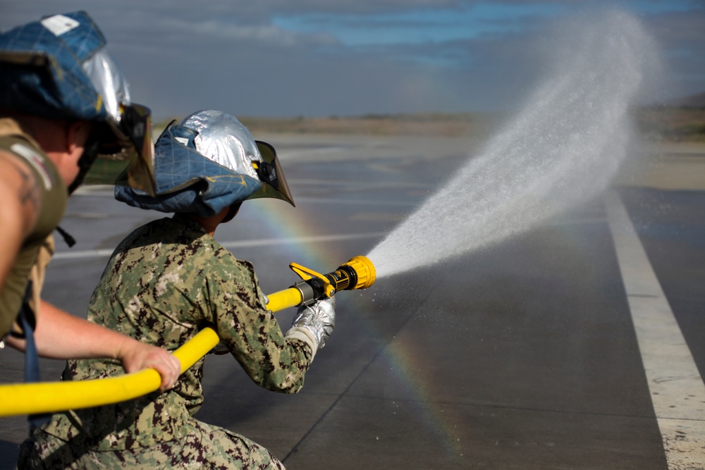 15th MEU Marines set up a FARP