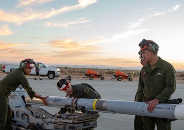 VMX-1 F-35 AIM-120 Missile shoot