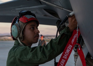 VMX-1 F-35 AIM-120 Missile shoot