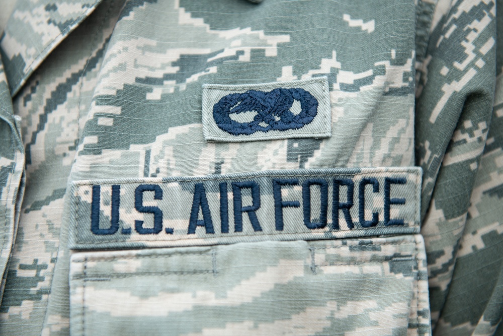 Airman continues grandfathers legacy of service