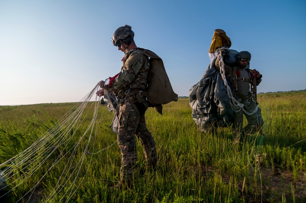 Airborne operations at Fort Bragg