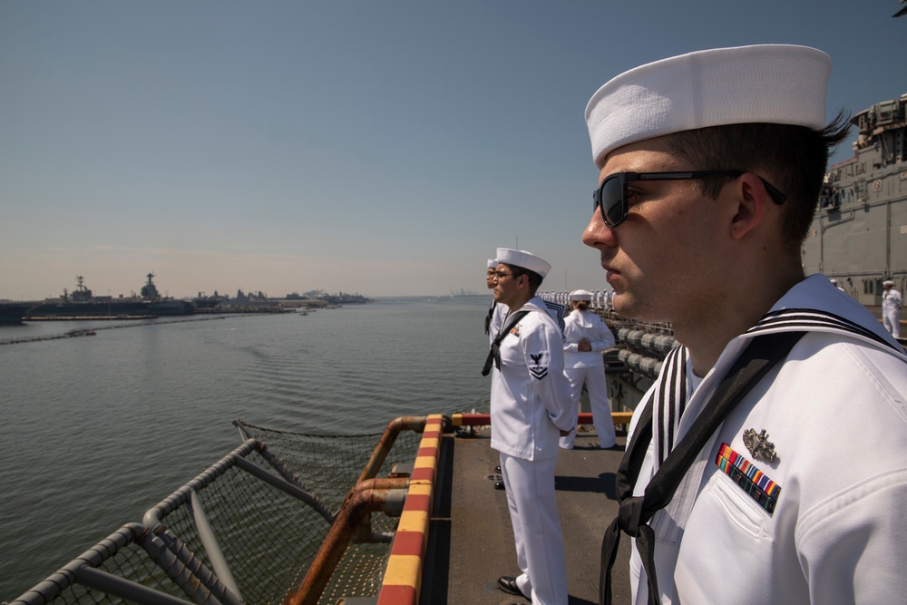 USS Bataan (LHD 5) Returns to Home Port