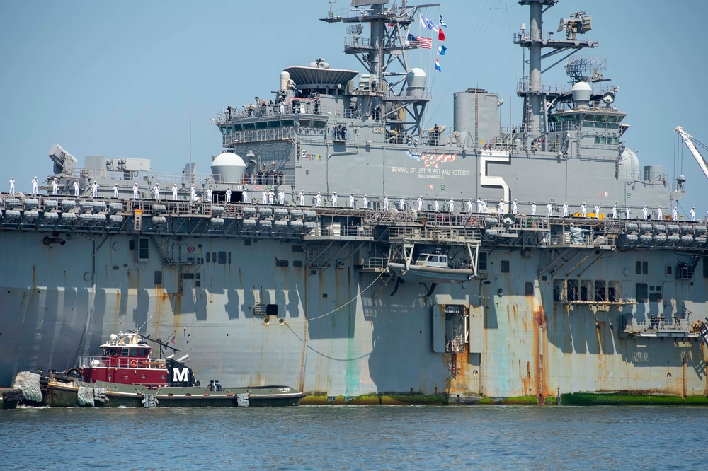 USS BATAAN RETURNED TO HOMEPORT