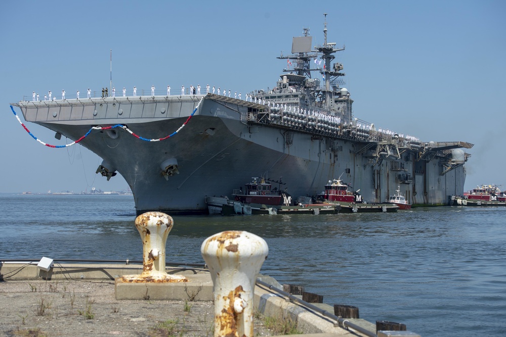 USS BATAAN RETURNED TO HOMEPORT