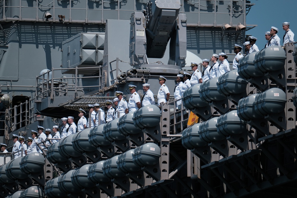 USS Bataan Returns to Naval Station Norfolk