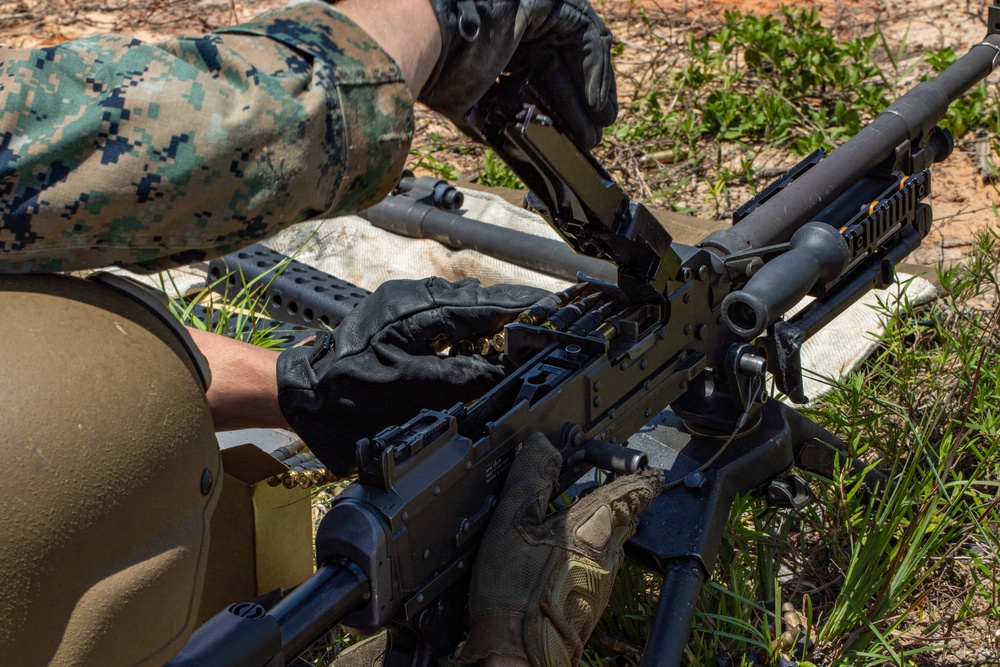 3rd Force Recon sends rounds down range