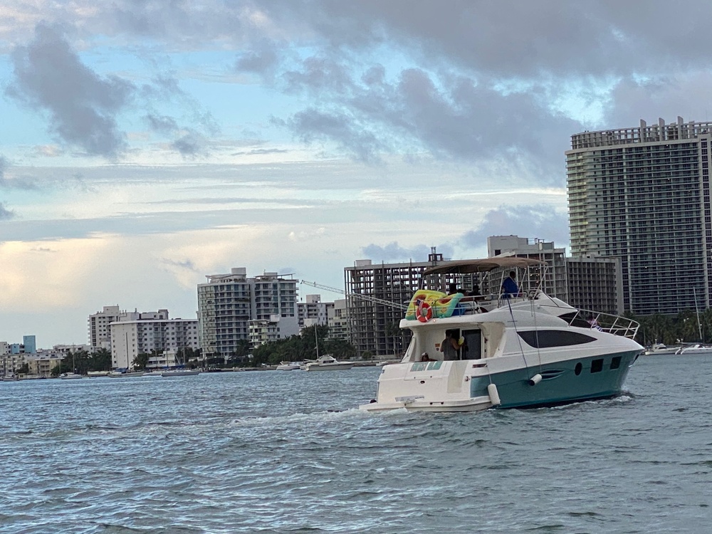 Coast Guard halts illegal charter near Star Island, Florida