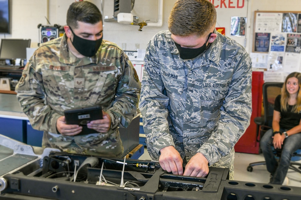 173rd Maintenance Group receives ORANG Outstanding Unit of the Year award