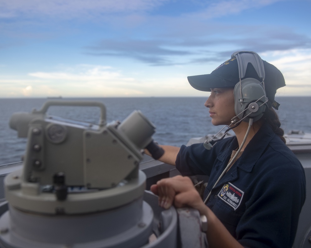 Bridge Watch Team Aboard USS Mustin