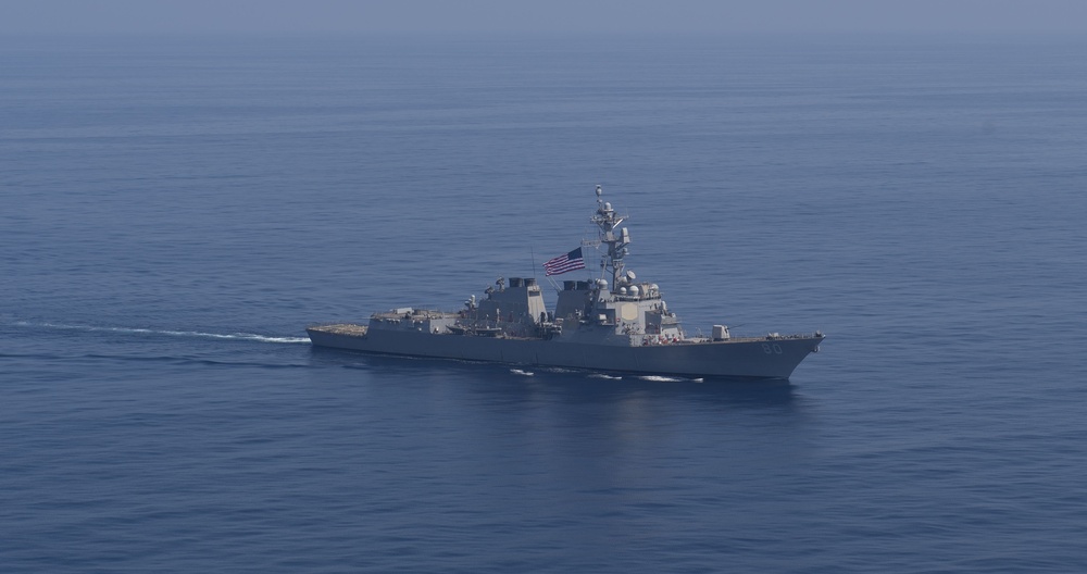 USS Roosevelt conducts photo exercise with Santa Maria-class frigate SPS Santa Maria (F81)