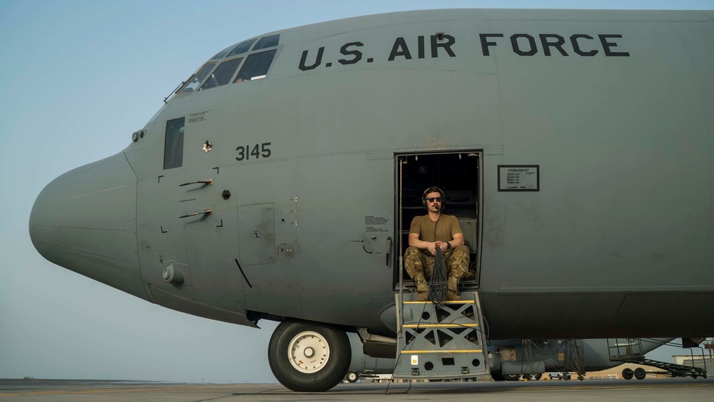75th EAS resupplies U.S. forces in Somalia