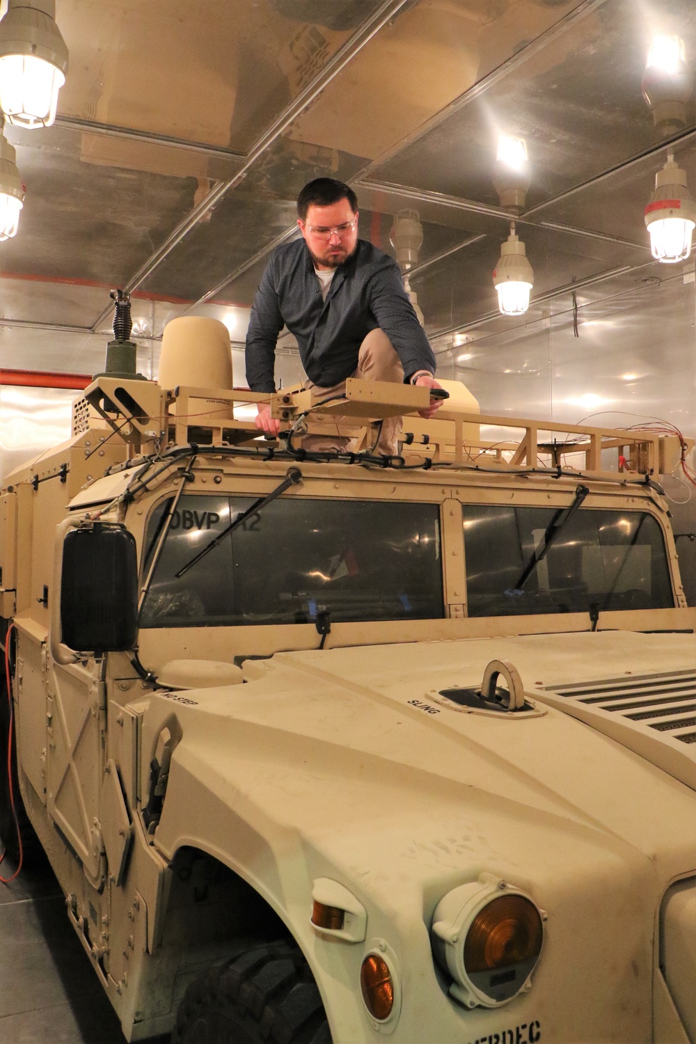 C5ISR Center works on Humvee in environmental test chamber