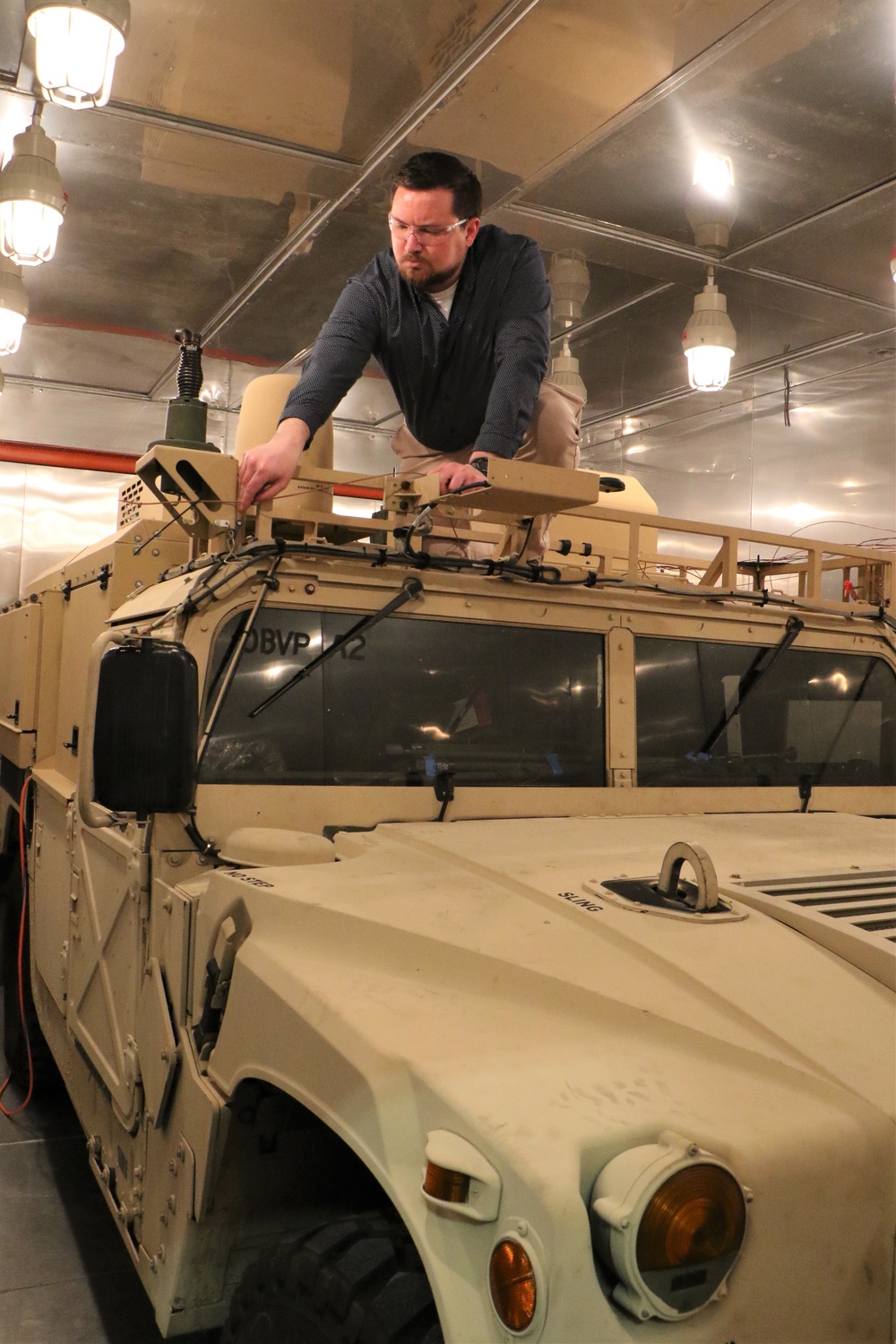 C5ISR Center works on Humvee in environmental test chamber