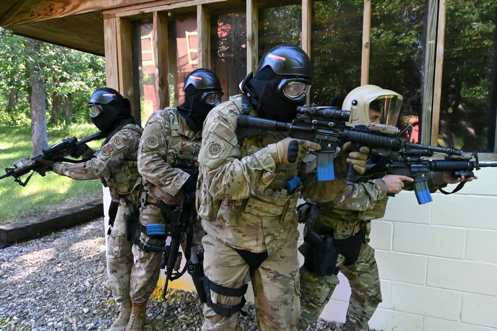 219th Security Forces Squadron participates in realistic training at Camp Gilbert C. Grafton, N.D.
