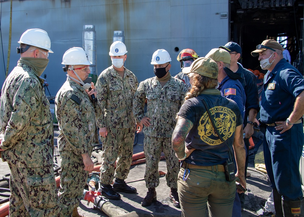 MCPON visits USS Bonhomme Richard