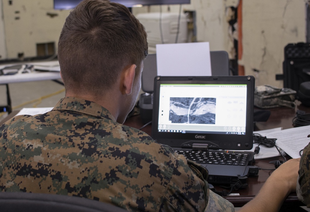 15th MEU combat engineers learn ENFIRE system