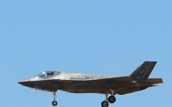 Fly High F-35