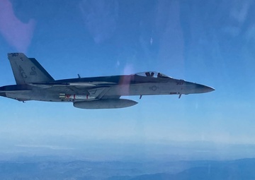 Naval Surface and Mine Warfighting Development Center Leads Mine Countermeasure Exercise During Trident Warrior