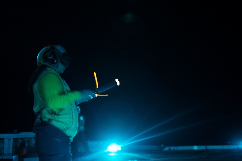 USS Princeton, HSM-73 conduct flight operations