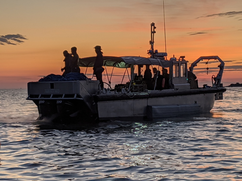 Seabee Divers Install Underwater Signature Range