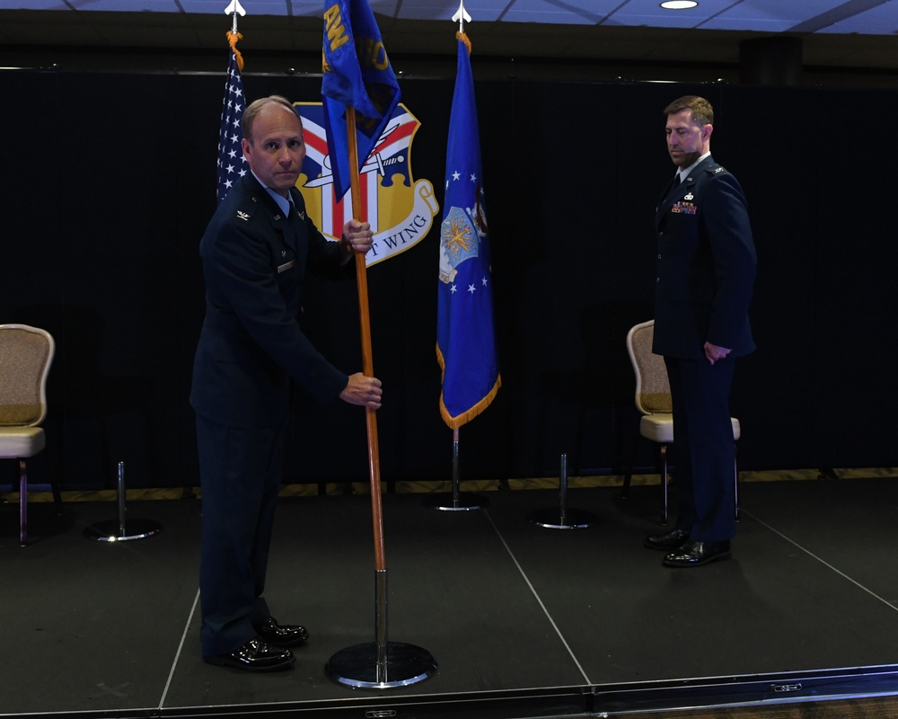 Col. Meyer assumes command of 910th MSG