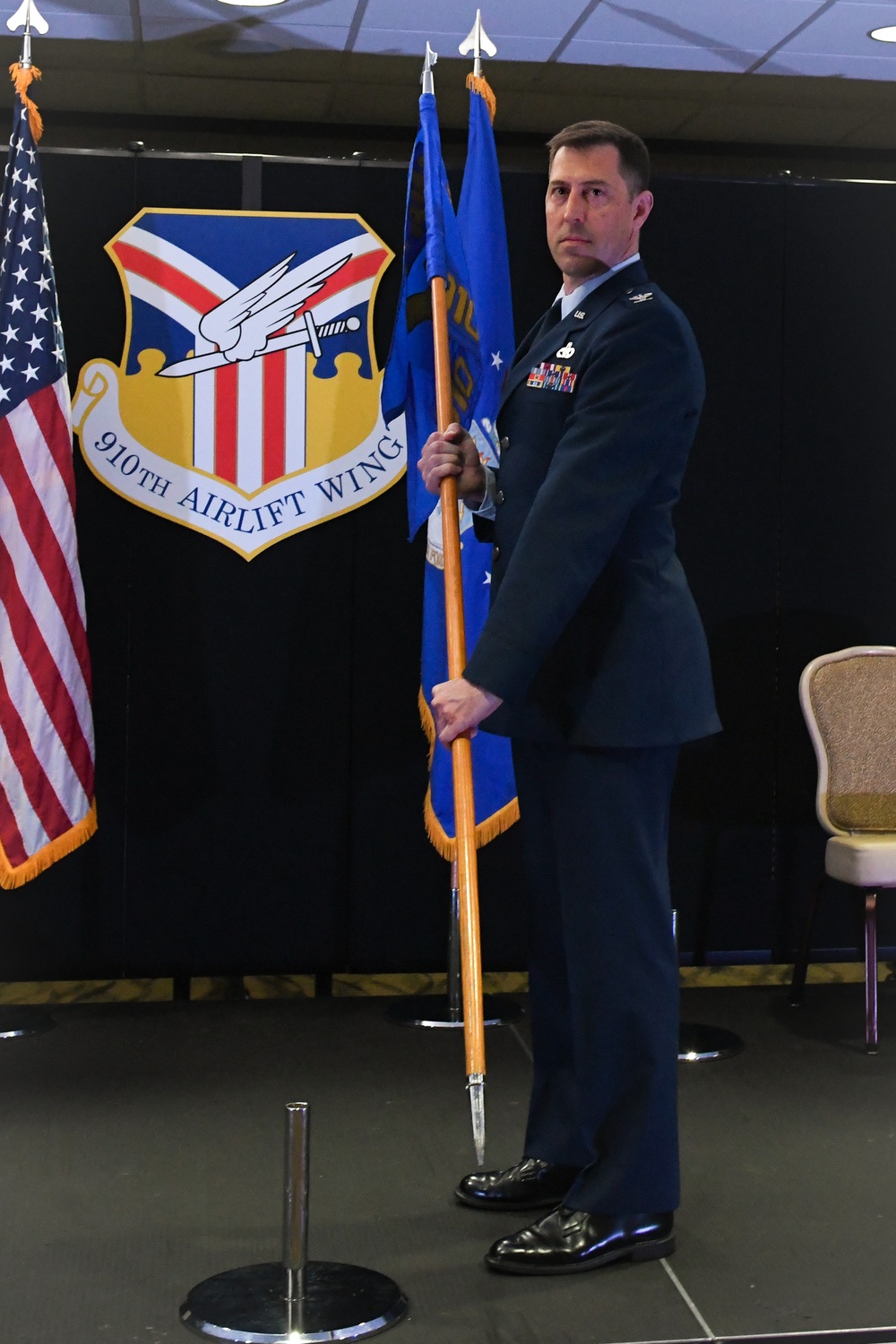 Col. Meyer assumes command of 910th MSG