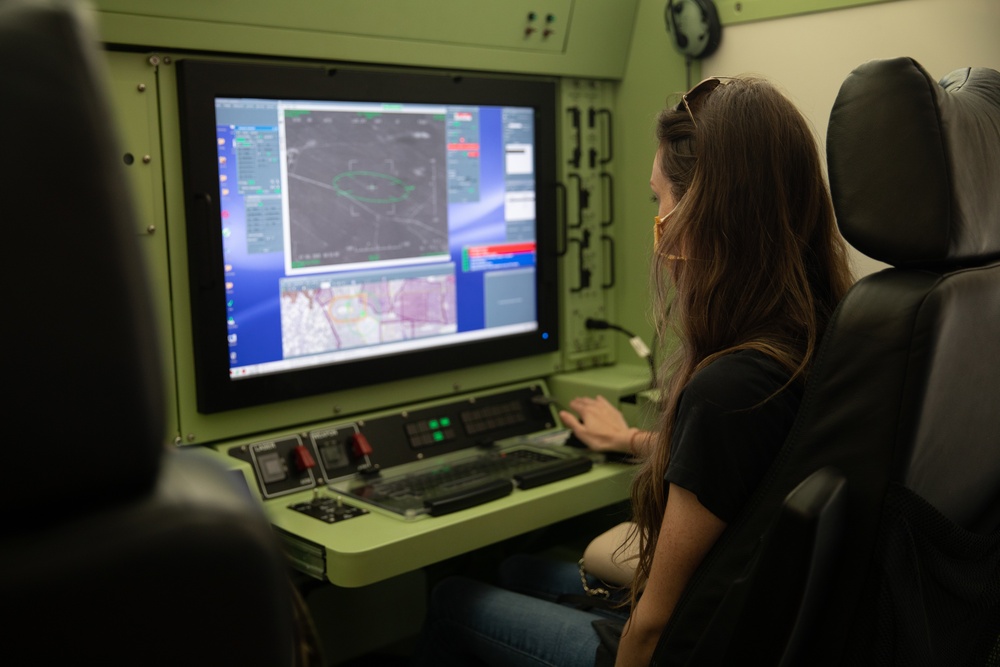 82nd Combat Aviation Brigade Family Readiness Group Learn Flight Simulations